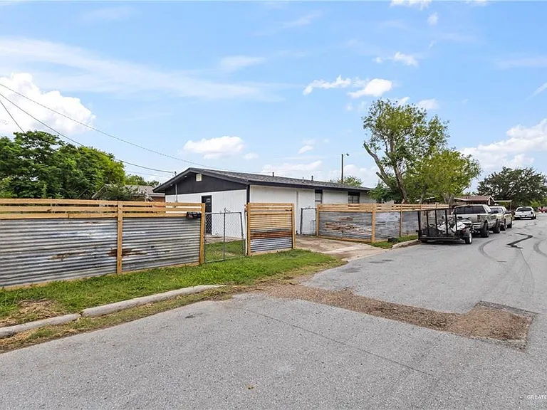 113 Cindy Ln — Photo 21