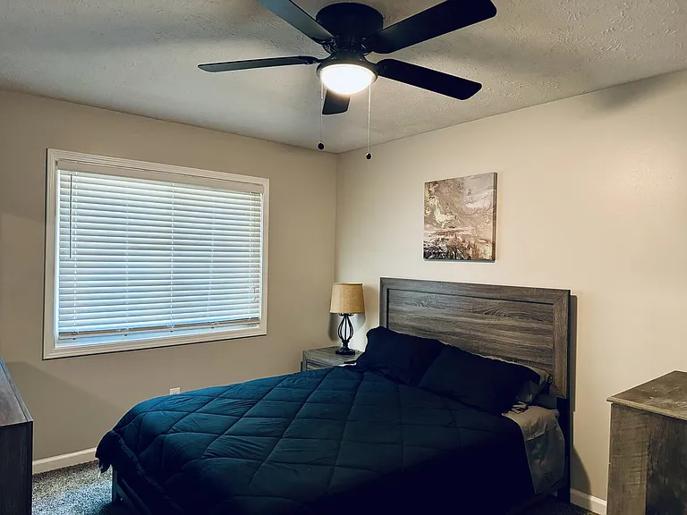 William Dr — Photo 12