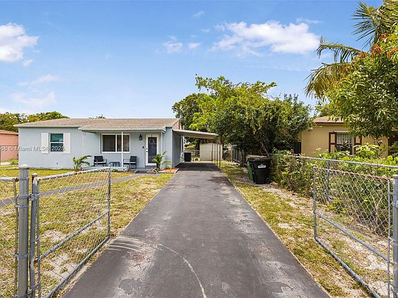 4th image of 900 NW 130th St