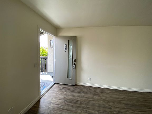 3rd image of 3969 Adams St #K233