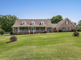 314 Shadow Ridge Dr, Jackson, TN 38305
