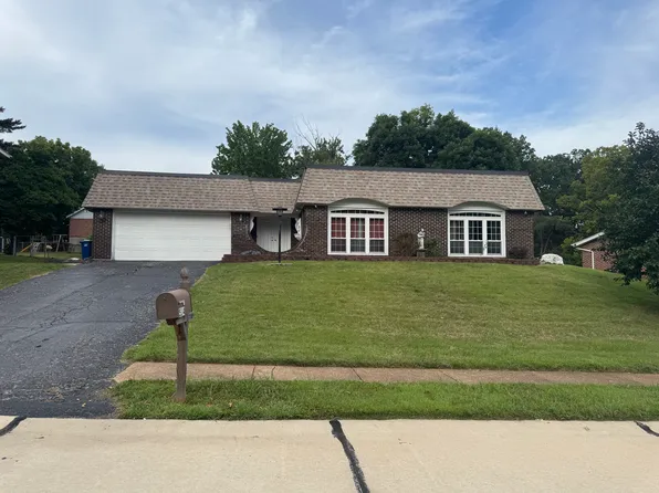 514 Lalor Dr, Ballwin, MO 63011