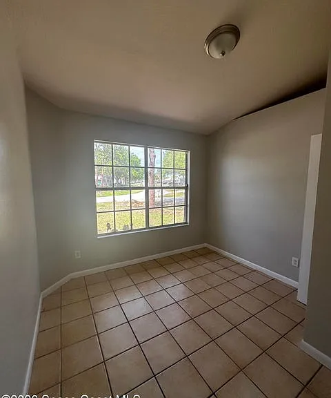 1100 Ipswich St NW — Photo 8