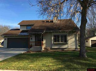 1605 Southridge Rd, New Ulm, MN 56073