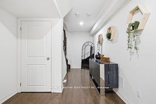 3rd image of 12 Coppini Ln