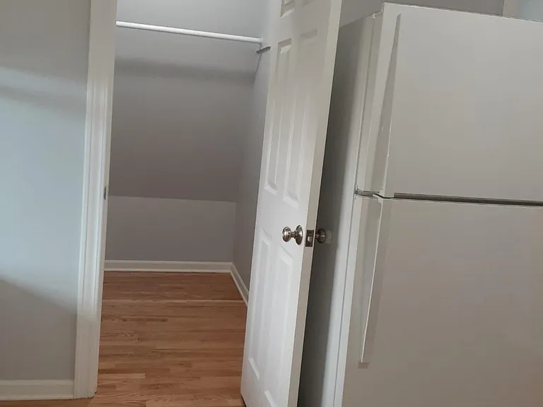 5243 W Waveland Ave #2 — Photo 8