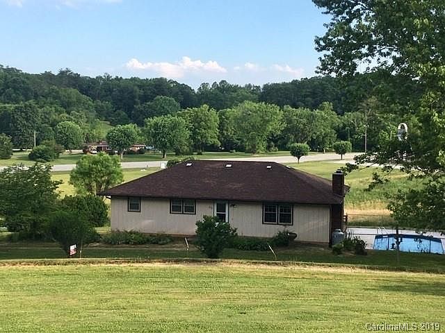 1st image of 25 Hilda Ln