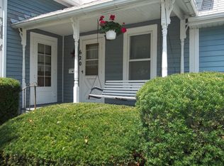620 E Madison St, Washington, IA 52353