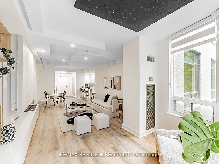 333 Clark Ave W #321 — Photo 2