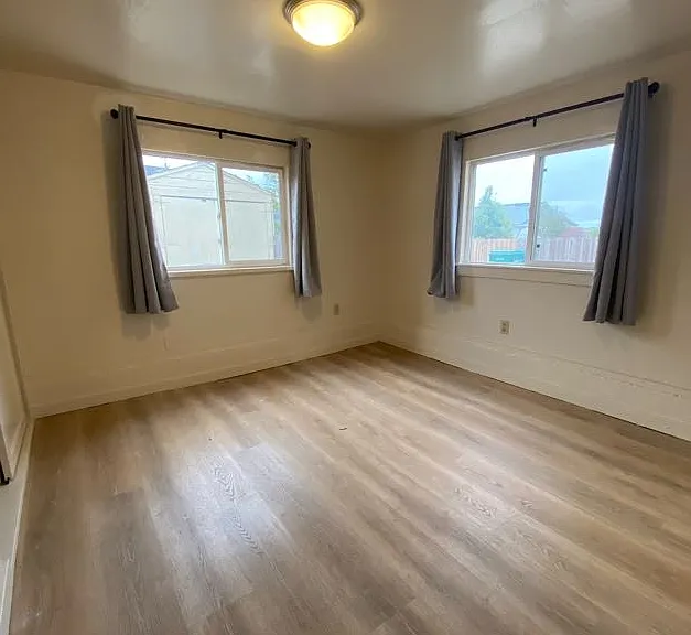 1st bedroom