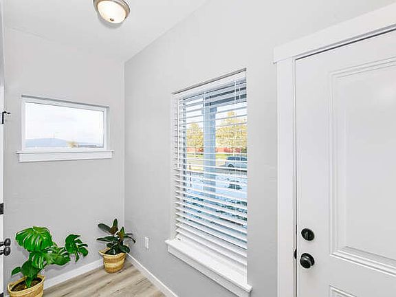 2nd image of 519 N Creative Way