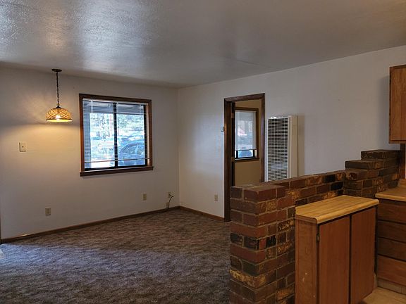 5th image of 2780 Young St #2