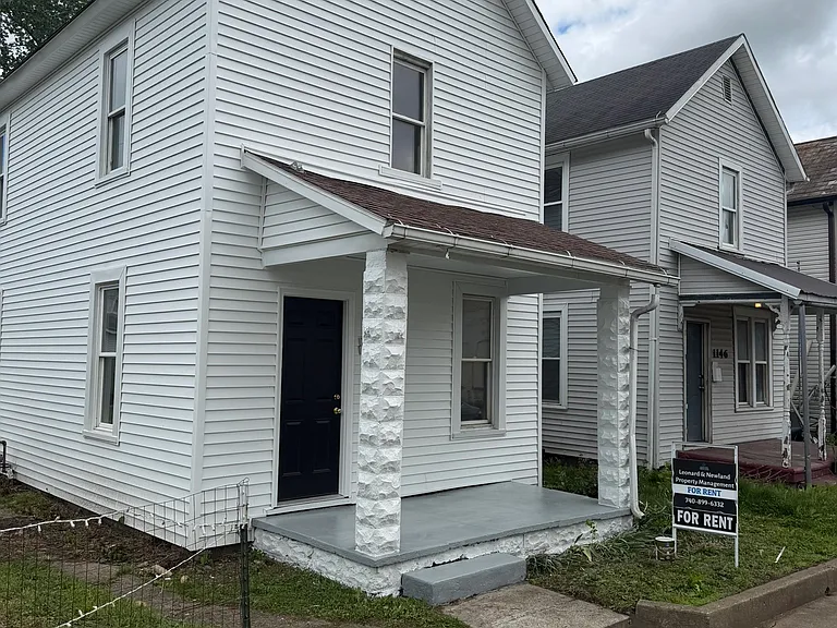 1144 Adams St — Photo 1