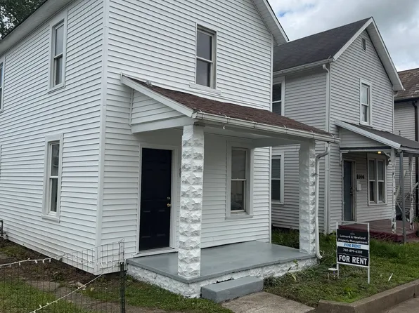 1144 Adams St, Coshocton, OH 43812