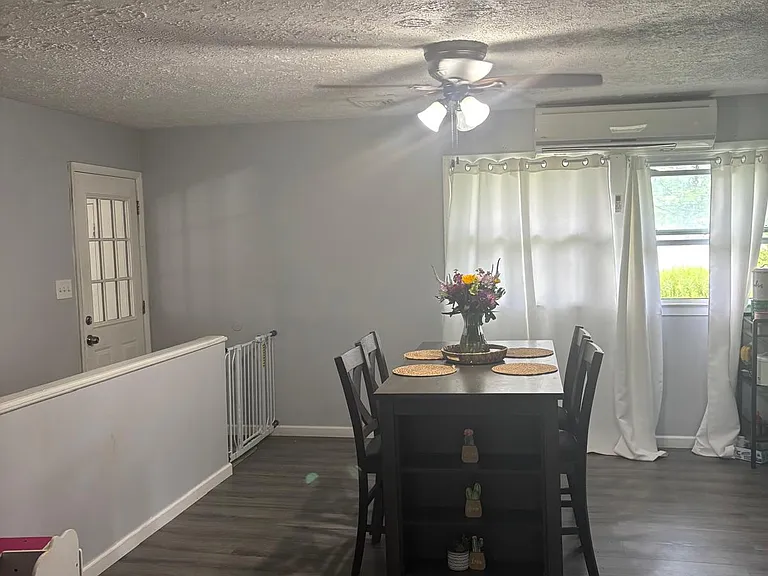 3309 Kingston Pl — Photo 3