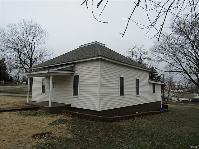 1st image of 2 Theodore St