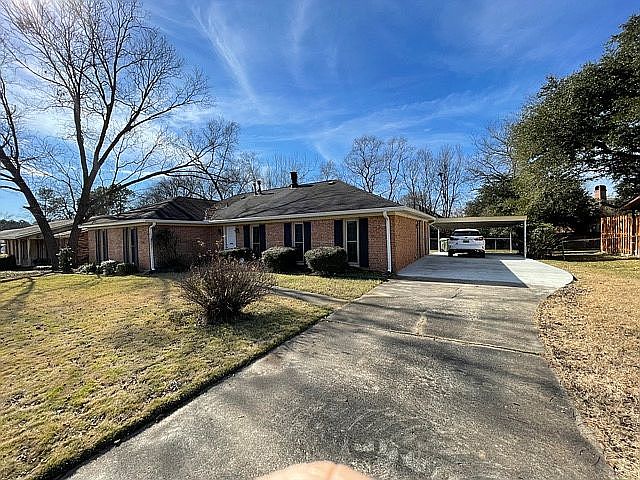 1st image of 2060 Green Acres Dr