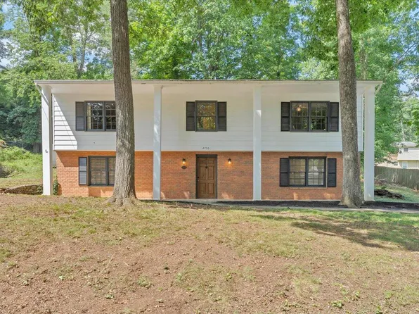 2750 White Pelican Ln, Roanoke, VA 24018