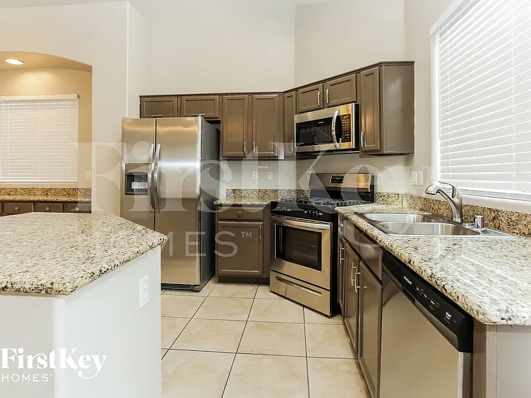 9512 Quitman Ave — Photo 5
