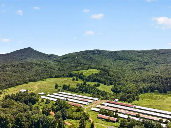1068 Stivers Rd, Jasper, GA 30143
