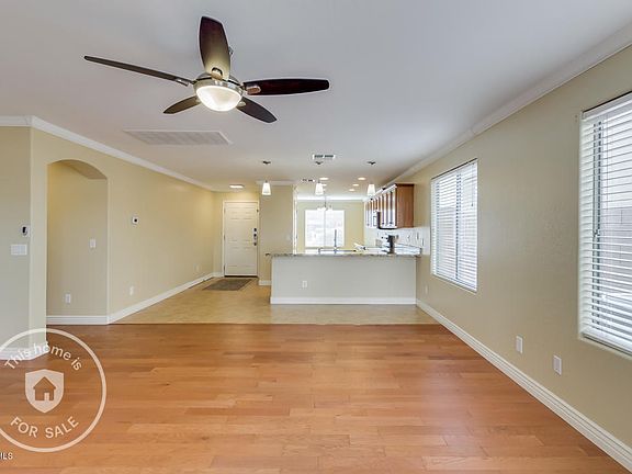 2nd image of 2082 W Vineyard Plains Dr