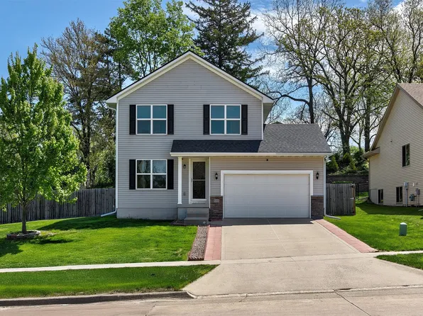 5301 SE 27th St, Des Moines, IA 50320