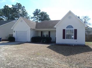3839 Goforth Dr, Hope Mills, NC 28348