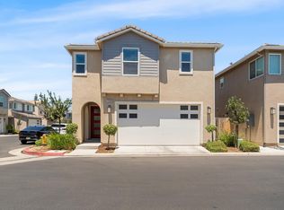1909 Kelly Ln, Clovis, CA 93611