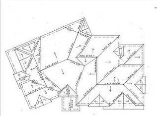 31 Landon Cir, Wheaton, IL 60187