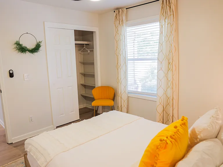 22 Penrith Dr — Photo 27