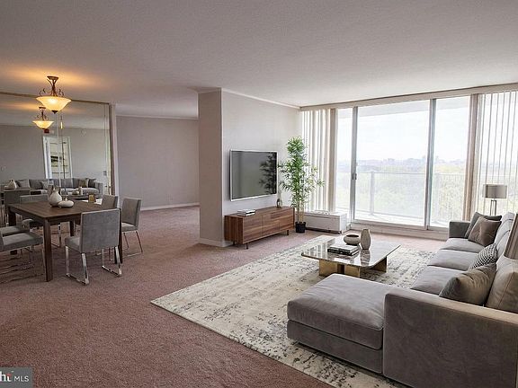 4th image of 3900 Ford Rd APT 16K