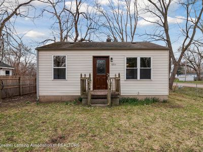 6306 Grovenburg Rd, Lansing, MI, 48911