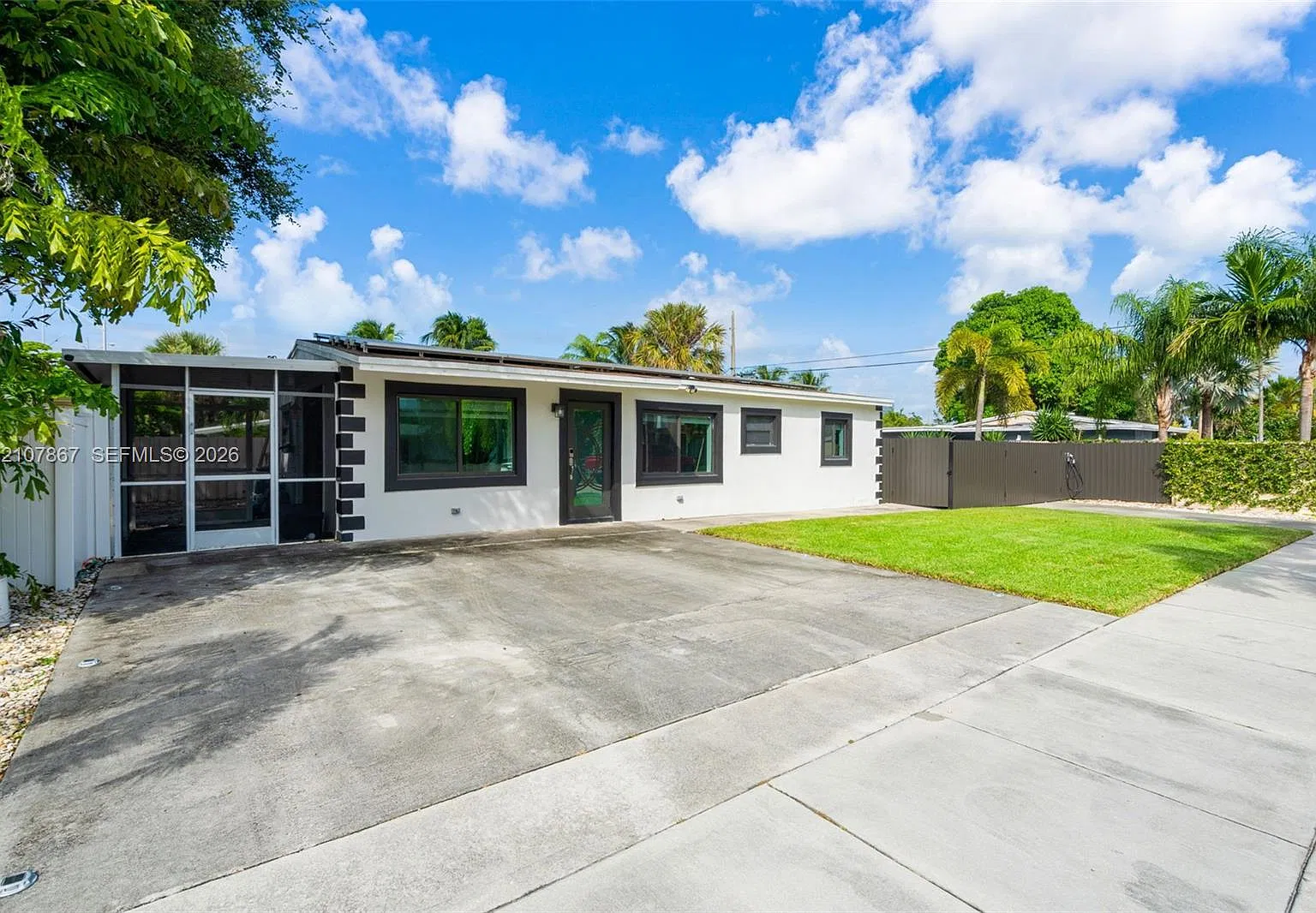 Collier Estates — Photo 1