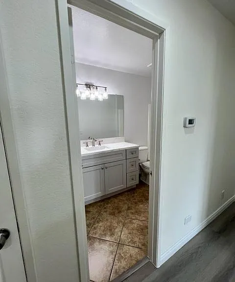 7893 Cerritos Ave — Photo 39