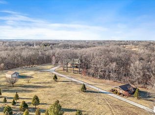 13500 Hickory Rd, Athens, IL 62613