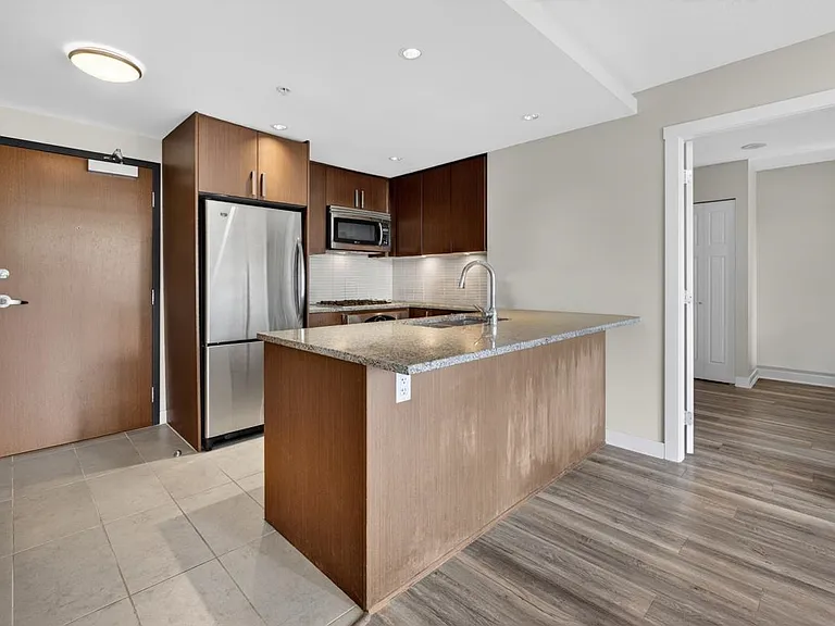 2978 Glen Dr #607 — Photo 3
