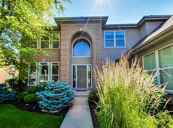 4th image of 413 Castle Pines Ln