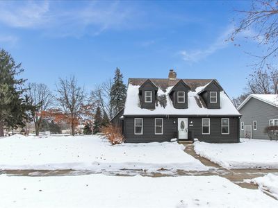 900 Glenmore Ln, Elgin, IL, 60124