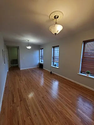 Rented by Nooklyn NYC LLC | media 4