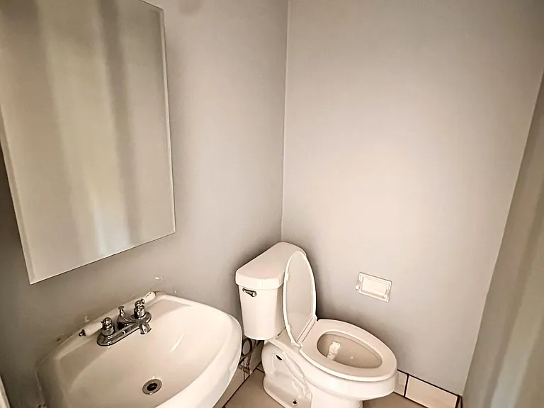 1201 S Rockford Ave #7 — Photo 9