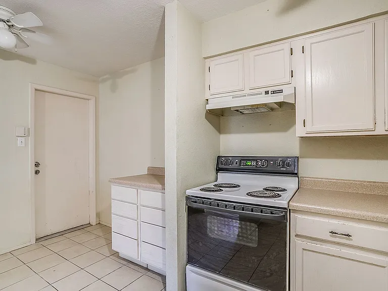 127 Allencrest Dr — Photo 15