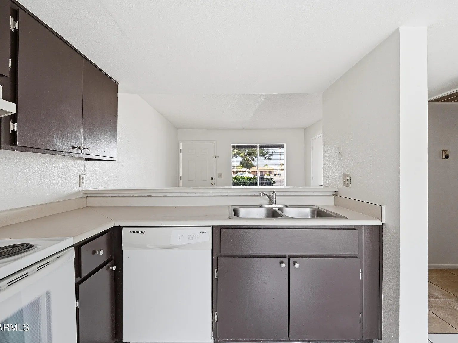 2 bed, 2.0 bath, 817 sqft, $1,095 — Photo 4