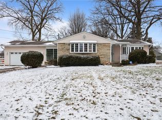 690 Abbe Rd N, Elyria, OH 44035