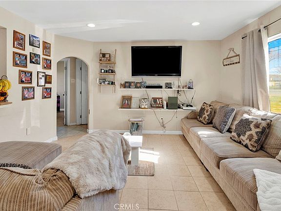 4th image of 25466 Jasper Rd