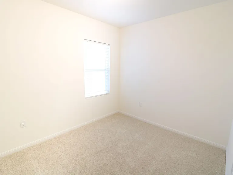 6416 Routenburn St — Photo 11