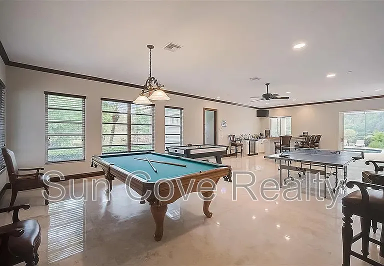 854 Macewen Dr — Photo 18