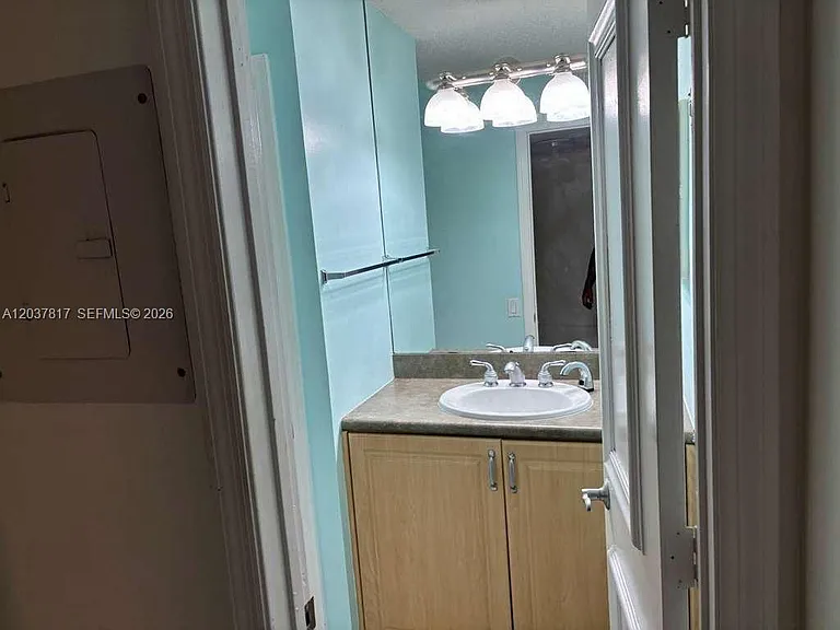 2307 N Congress Ave #24 — Photo 16