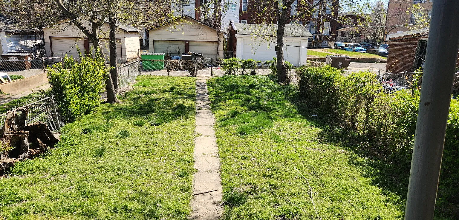 2 bed, 1.0 bath, $750 — Photo 3