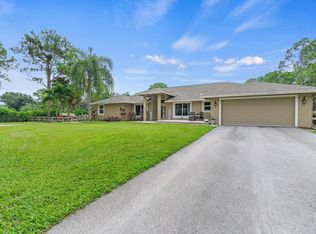 18392 N 50th St Street N, Loxahatchee, FL 33470
