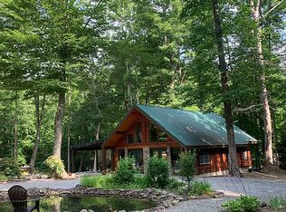 402 Davis Creek Rd, Candler, NC 28715